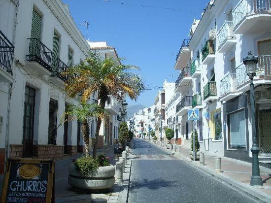 Nerja 1 Apartment Bagian luar foto